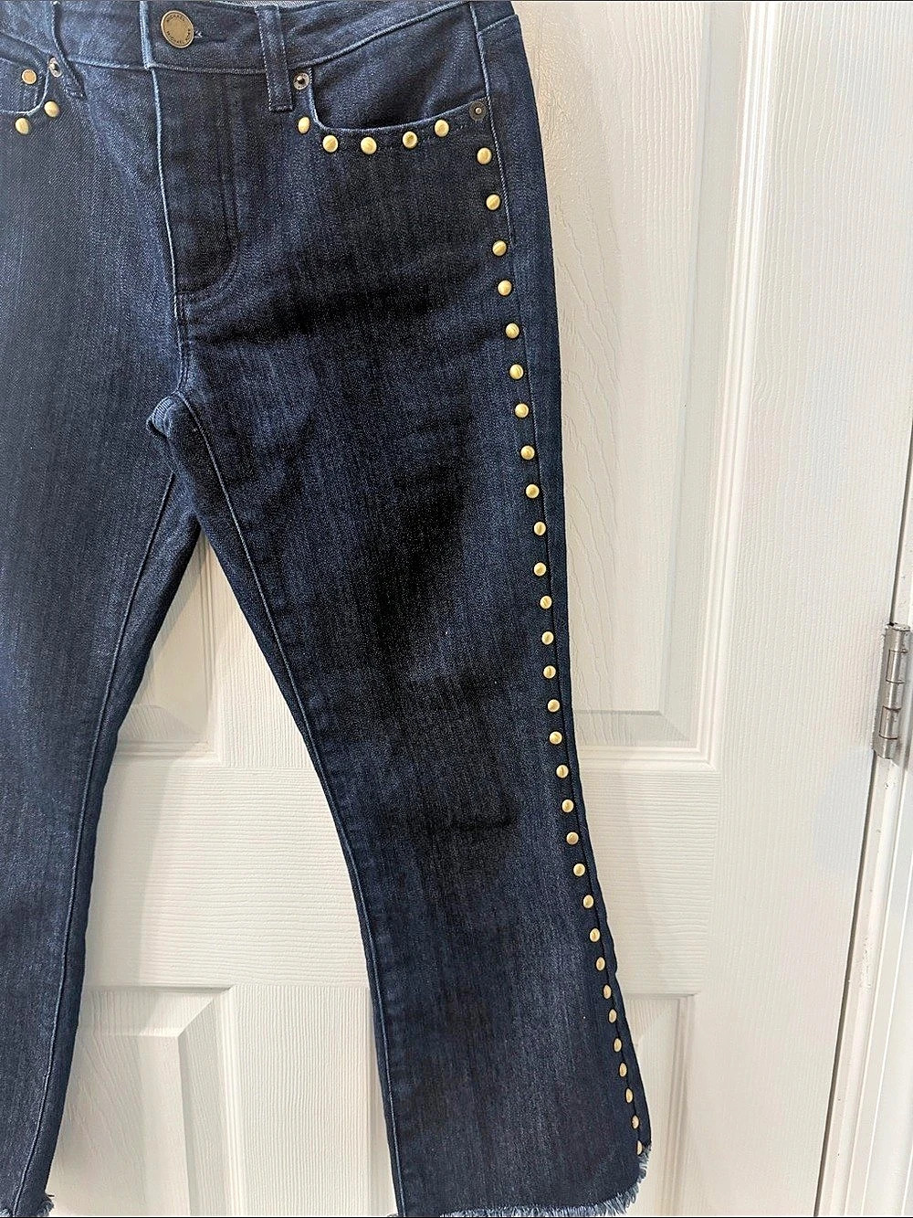 Michael Kors Studded Cropped Jeans in Dark Blue Wash 25 inch waist - Picture 2 of 9